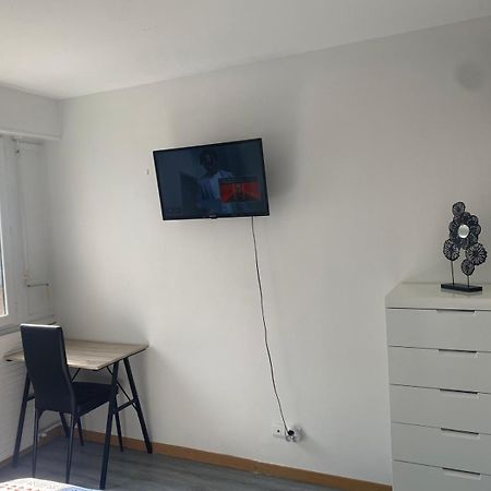 Appartement 3 Chambres Evry Plein Centre Ville ภายนอก รูปภาพ
