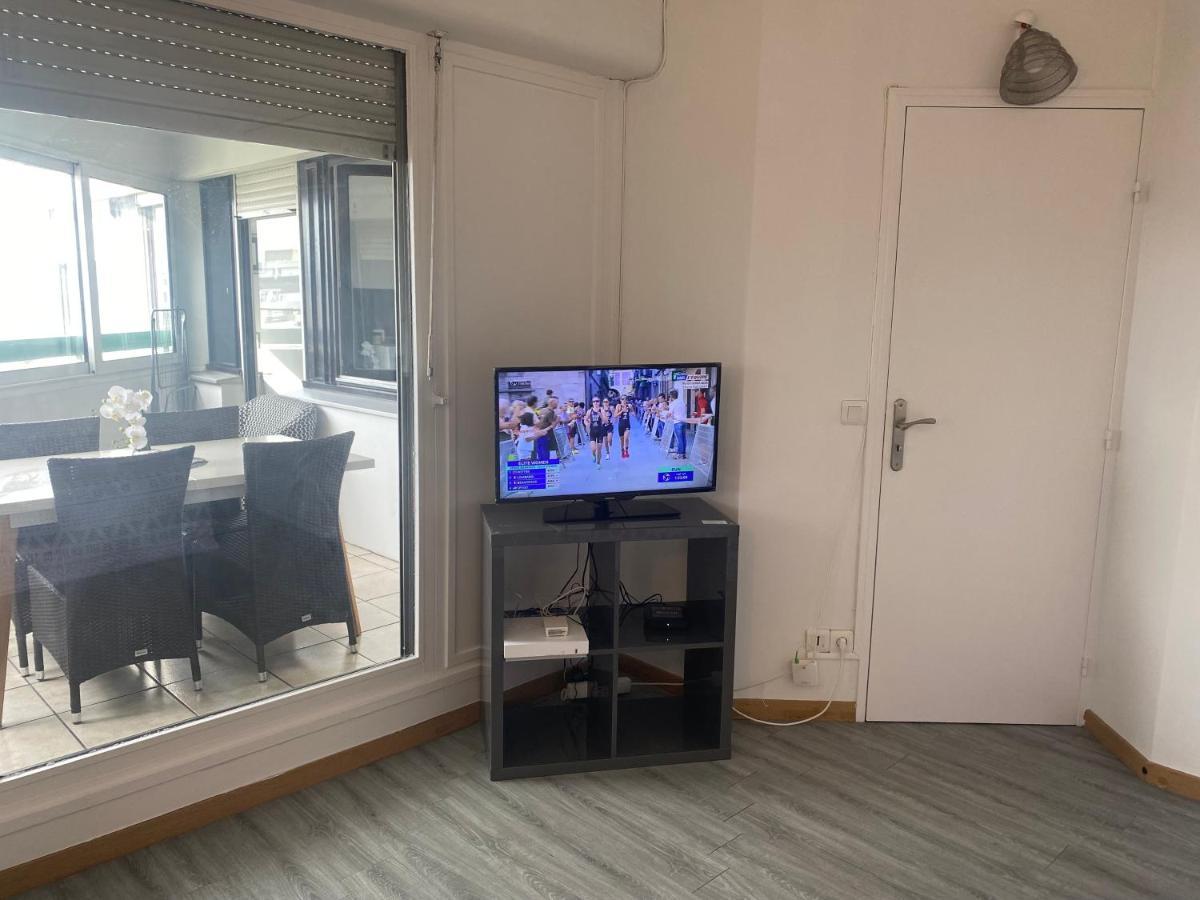 Appartement 3 Chambres Evry Plein Centre Ville ภายนอก รูปภาพ