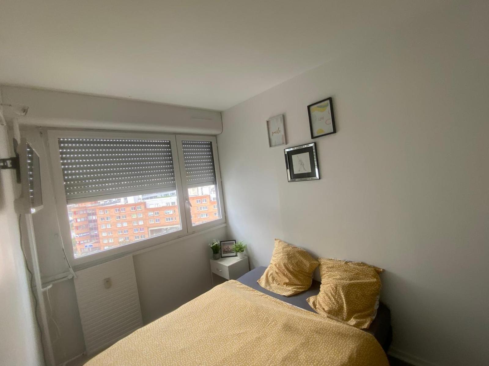Appartement 3 Chambres Evry Plein Centre Ville ภายนอก รูปภาพ